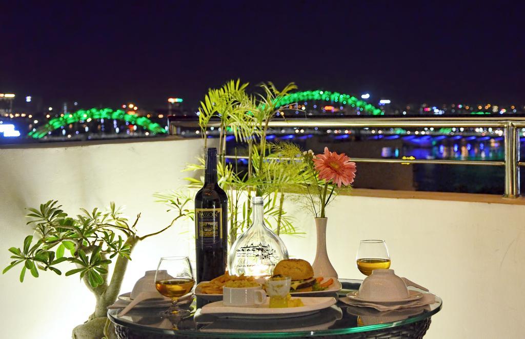 D&C Hotel Đà Nẵng Exterior foto